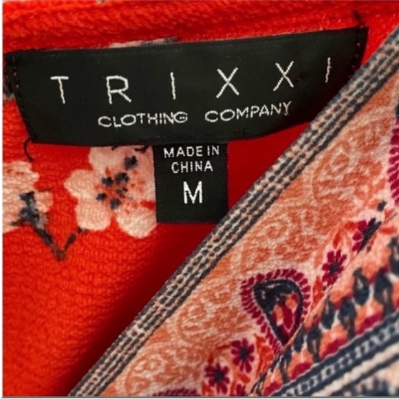 Women's Trixxi Red Floral Sleeveless Boho Jumper Size Medium - Picture 8 of 8